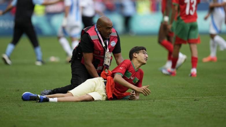 Παρίσι 2024: Η ασφάλεια θα ενισχυθεί μετά την εισβολή στο γήπεδο της Σεντ Ετιέν