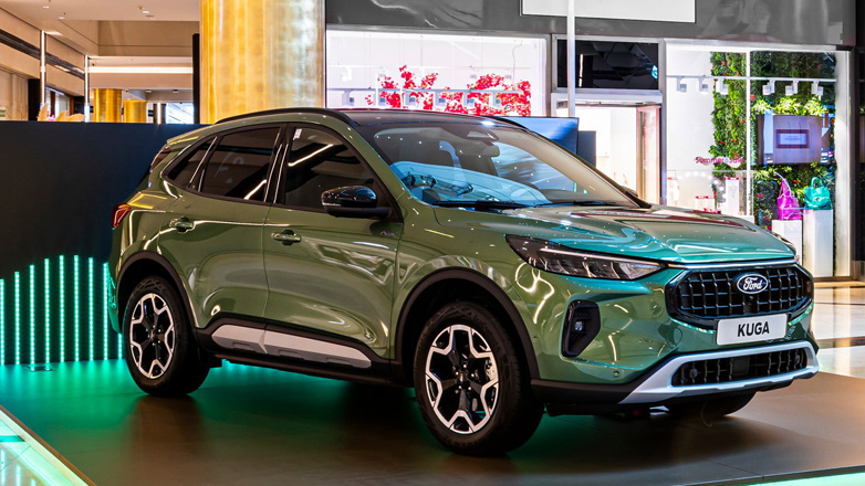 Το νέο Kuga στο πολυτελές stage της Ford στο Golden Hall