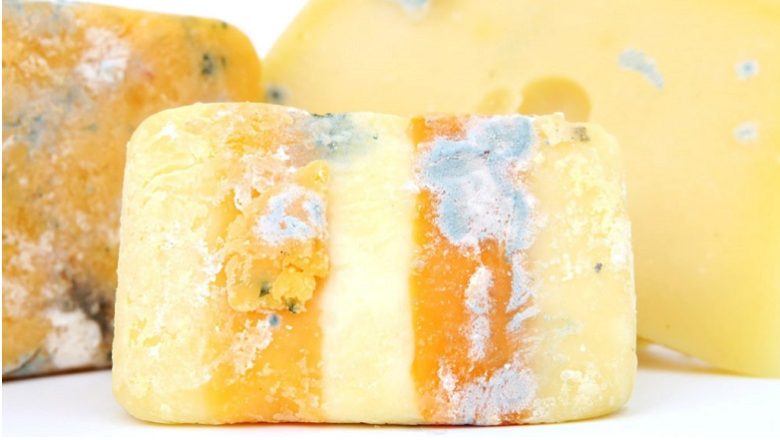 Δικηγόρος ζήτησε αποζημίωση για αλλοιωμένα τρόφιμα