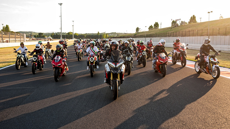 Η παρέλαση της Παγκόσμιας Εβδομάδας Ducati WDW 2024 έκανε ρεκόρ