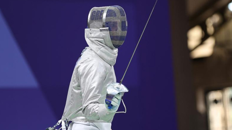 Παρίσι 2024 (Ξιφασκία): Ασταμάτητη η Γκουντούρα – Προκρίθηκε στους προημιτελικούς της σπάθης!