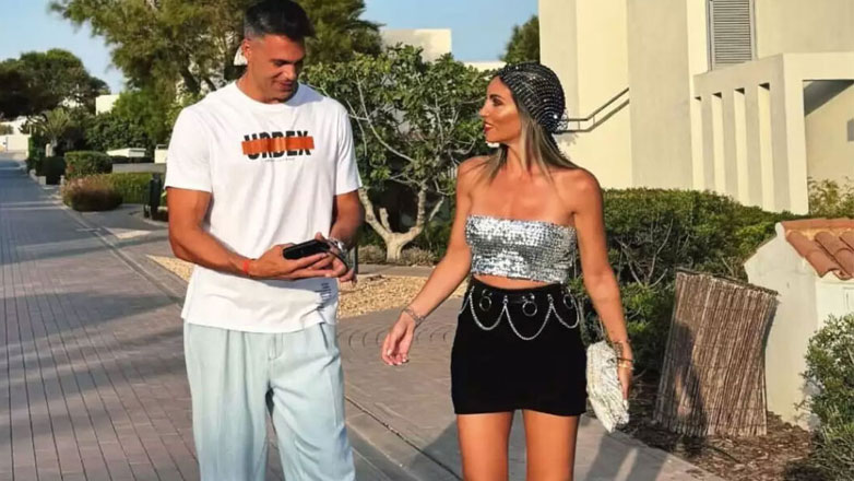 Αθηνά Οικονομάκου: Οι νέες φωτογραφίες αγκαλιά με τον Bruno Cerella