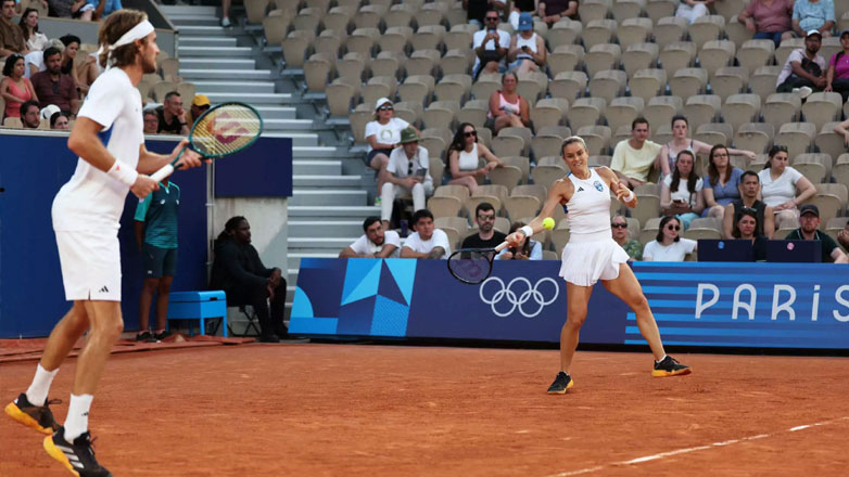 Πρόωρος αποκλεισμός για Τσιτσιπά και Σάκκαρη στο μεικτό διπλό