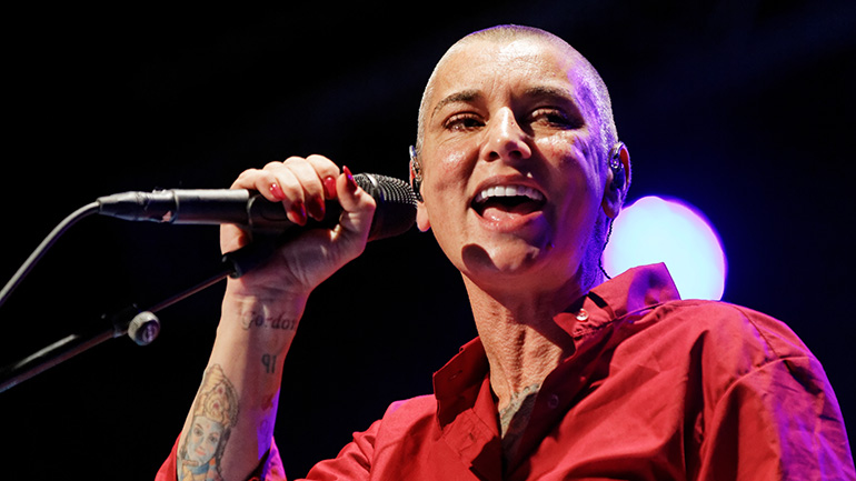 Sinéad O’Connor: Αποκαλύφθηκε η αιτία θανάτου της ένα χρόνο αφότου έφυγε από τη ζωή