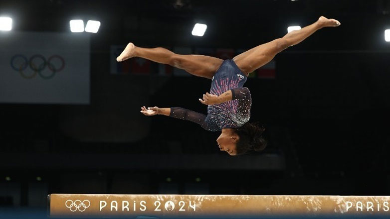Παρίσι 2024: Λάμψη της Σιμόν Μπάιλς στην ενόργανη γυμναστική