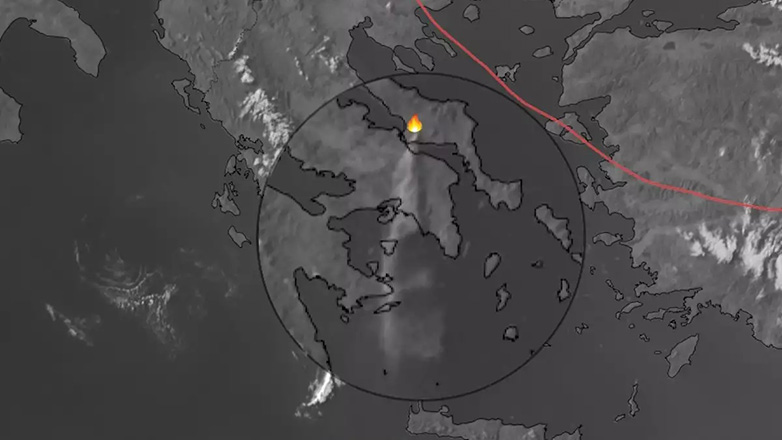 Δορυφορική απεικόνιση του καπνού από τη φωτιά στην Εύβοια