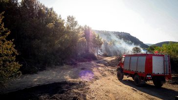 Χωρίς μέτωπο οι πυρκαγιές σε Εύβοια και Ρέθυμνο