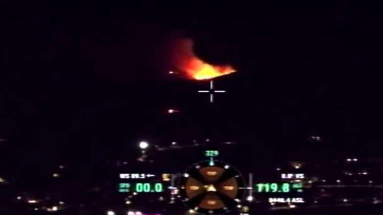 Η στιγμή που εντοπίστηκε η φωτιά στη Βαρυμπόμπη από drone