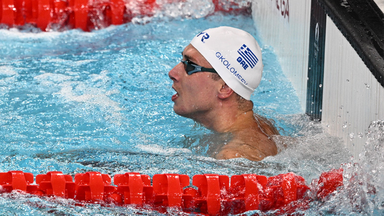 Γκολομέεβ: «Σκέφτομαι να σταματήσω, για να μπορέσω να βοηθήσω οικονομικά την οικογένειά μου»