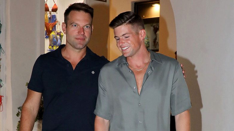 Στέφανος Κασσελάκης: Τα νυχτοπερπατήματα στη Μύκονο με τον Tyler McBeth πριν τον γάμο