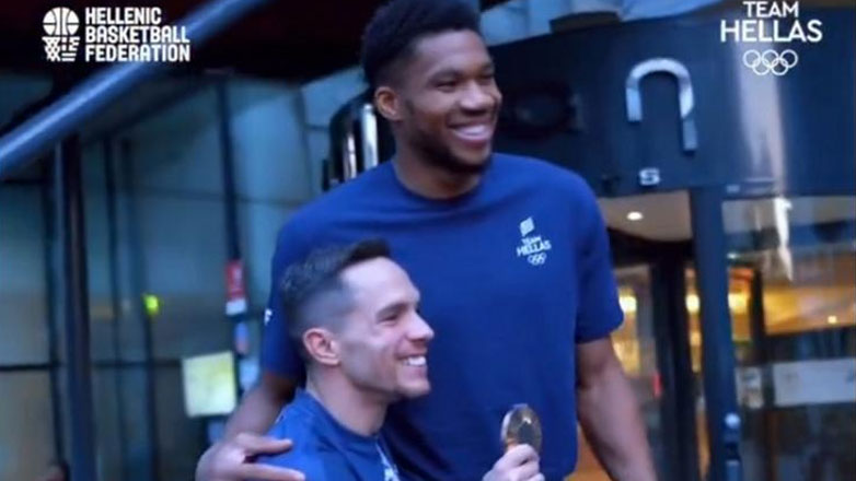 Ο Λευτέρης Πετρούνιας συναντήθηκε με την Εθνική ομάδα μπάσκετ