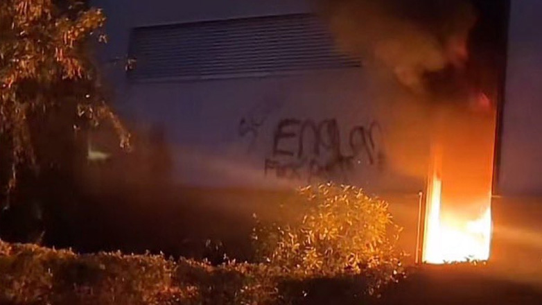 Βρετανία: Δεύτερο ξενοδοχείο που φιλοξενεί μετανάστες στόχος βίαιων επεισοδίων κοντά στο Μπέρμιγχαμ