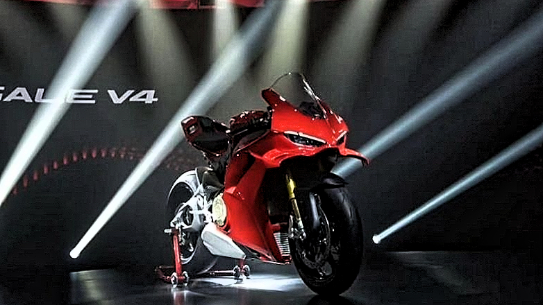 Ducati Panigale V4 2025: φωτογραφικό αφιέρωμα