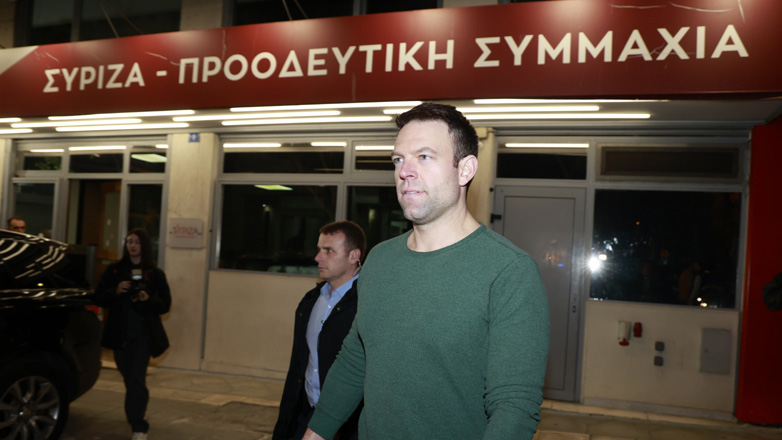 Κασσελάκης: «Πετάξαμε» μαζί σου σήμερα Μανόλο