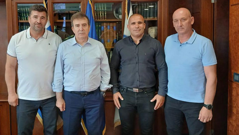 Θερμές ευχές του Μιχάλη Χρυσοχοΐδη στους Έλληνες παλαιστές που θα αγωνιστούν στο Παρίσι