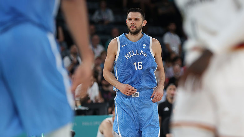 Παπανικολάου: «Περήφανος για όλη την προσπάθεια»