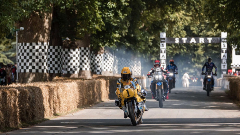 Η Yamaha υποστηρίζει την Two Wheels For Life στην εμβληματική ανάβαση του Goodwood