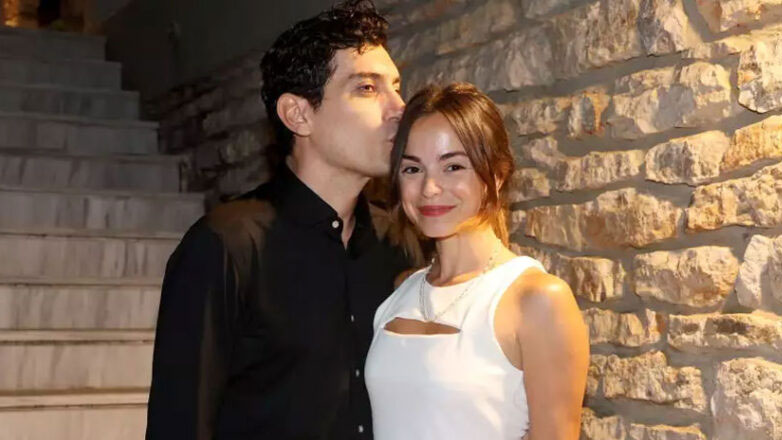 Σίσσυ Τουμάση: Καμάρωσε τον σύζυγό της Αργύρη Πανταζάρα στην Επίδαυρο