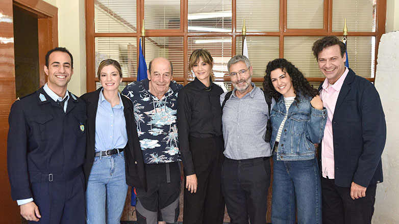 «Το Δίχτυ»: Στα γυρίσματα της νέας αστυνομικής σειράς, με τη σκηνοθετική σφραγίδα του Μανούσου Μανουσάκη