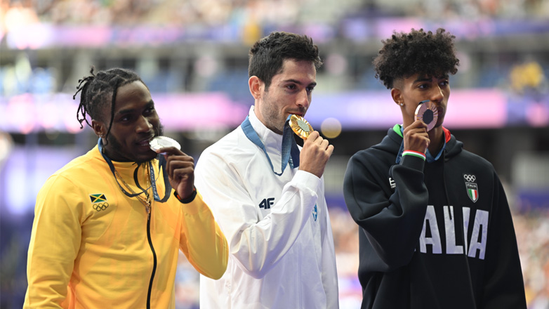 H στέψη του «King» Μίλτου!