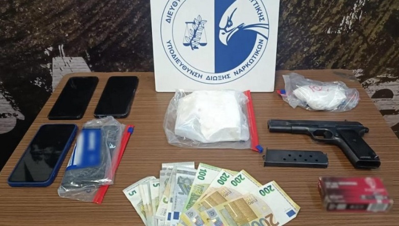 Συνελήφθη με μισό κιλό κοκαΐνη στην Πετρούπολη