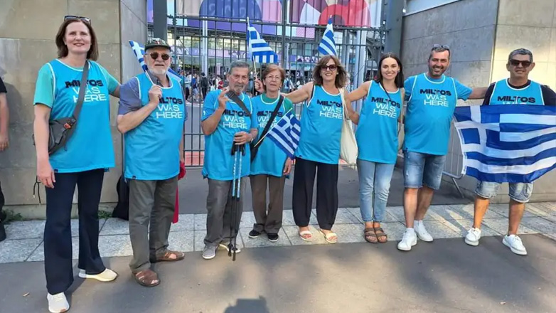 Ήταν σαν να έπαιζε… εντός έδρας ο Τεντόγλου – Σύσσωμη η οικογένειά του στο Παρίσι!