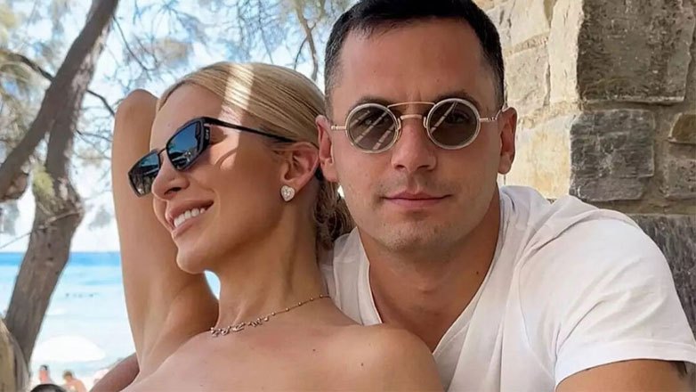 Κατερίνα Καινούργιου: Το σχόλιο του Πάνου Κουτσουμπή σε φωτογραφίες της με μαγιό