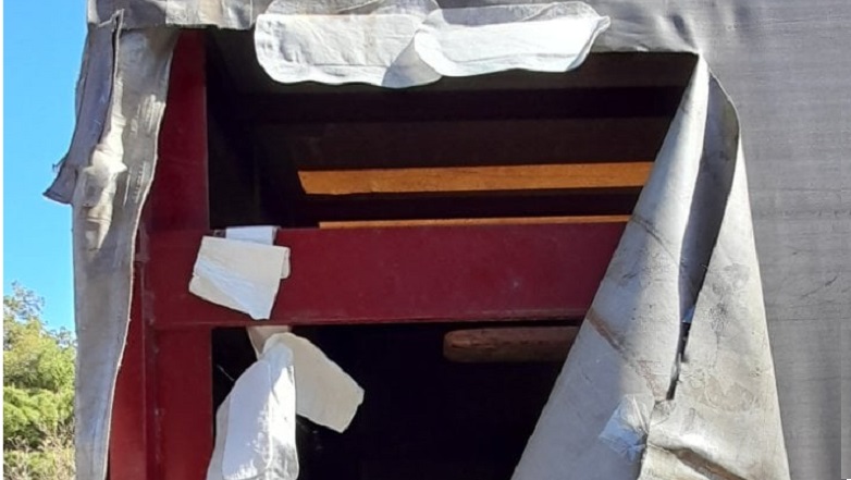 Σου σκίστηκε η τέντα; Σερβιέτα και … έφυγες