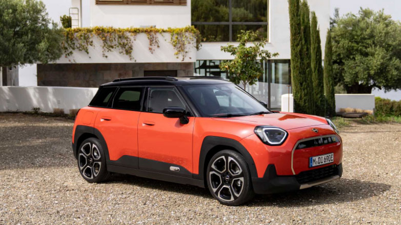 Δείτε πόσο κοστίζει το 5θυρο νέο MINI Cooper αλλά και το αμιγώς ηλεκτρικό MINI Aceman