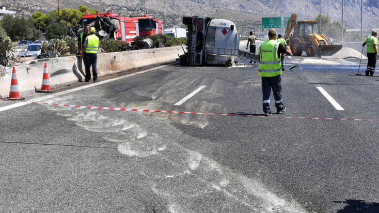 Δύο λωρίδες κυκλοφορίας στην Αθηνών – Κορίνθου