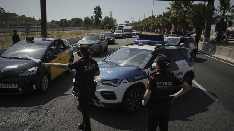 Ισπανία: Εξαρθρώθηκε δίκτυο που μετέφερε μετανάστες από Ασία και Λατινική Αμερική σε ΗΠΑ και Ευρώπη