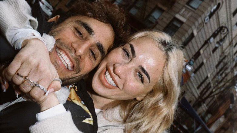 Μάριος Καπότσης για Κόνι Μεταξά: «Εγώ είμαι πιο ερωτευμένος από εκείνη»