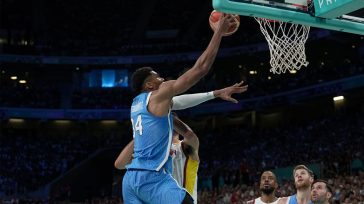 Παρίσι 2024: Στην δεύτερη καλύτερη πεντάδα ο Αντετοκούνμπο