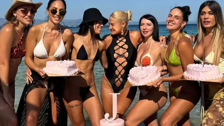 Ιωάννα Τούνη: Το δεύτερο πάρτι που έκανε σε παραλία της Χαλκιδικής για τα γενέθλιά της