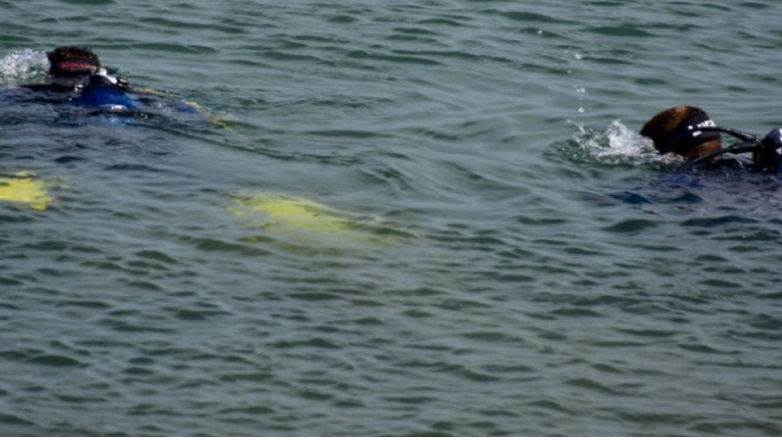 Πελασγία: Εντοπίστηκαν όπλα μέσα στο νερό