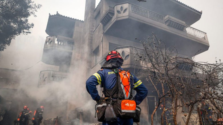 Η COSMOTE διευκολύνει την επικοινωνία των συνδρομητών της στις περιοχές που πλήττονται από τις πυρκαγιές