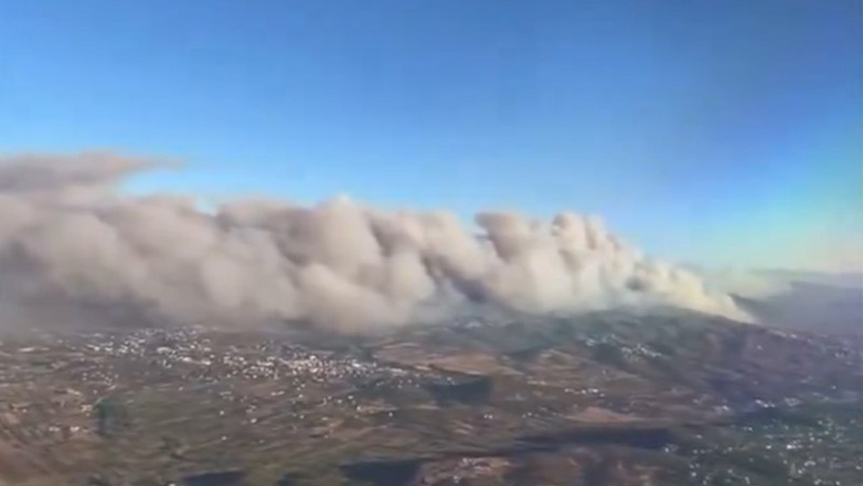 Η πυρκαγιά στην Αττική από ψηλά