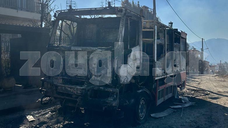 Κάηκε πυροσβεστικό όχημα στο Διόνυσο