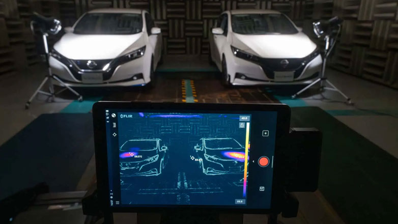 Η Nissan φτιάχνει χρώμα με ηλεκτρομαγνητικά κύματα που θα κρατάει τα αυτοκίνητα της δροσερά (Βίντεο)