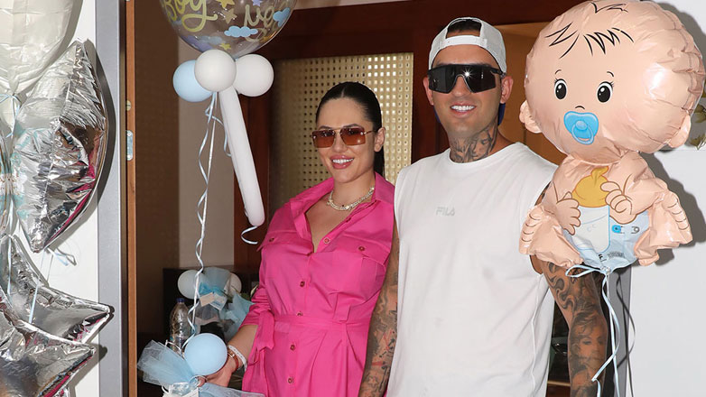 Έλενα Τσαγκρινού-Dj Stephan: Εξιτήριο από το μαιευτήριο με το νεογέννητο μωρό τους