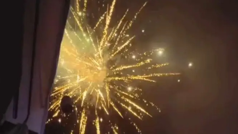 Χαλκιδική: Καταιγισμός πυροτεχνημάτων σε πευκόφυτη περιοχή την ώρα που καιγόταν η Αττική