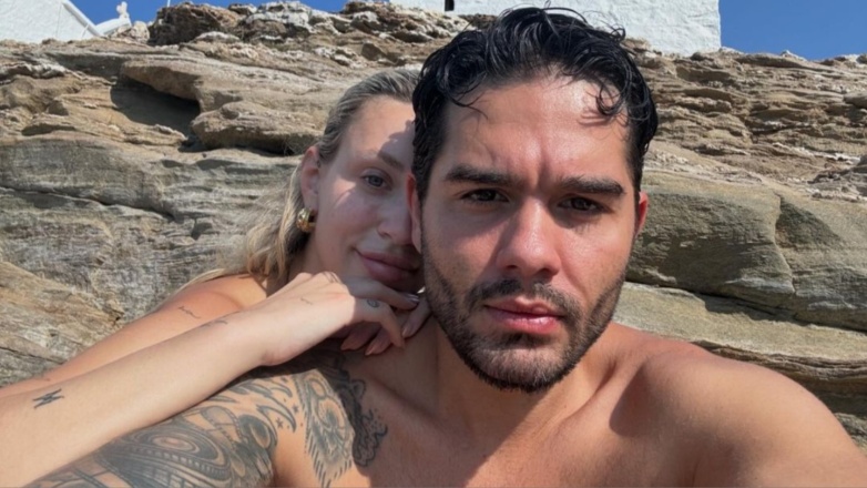 Γαρυφαλλιά Καληφώνη: Ταξίδεψε στην Καβάλα για τη συναυλία του Χρήστου Μάστορα