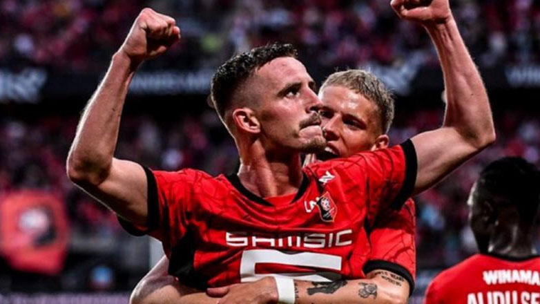 Γαλλία: «Καθάρισε» μέσα σε τρία λεπτά η Ρεν, 3-0 τη Λιόν