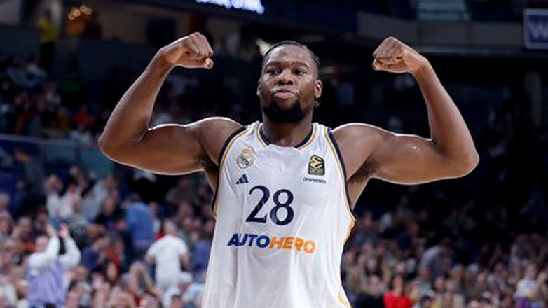 NBA: Συμφώνησε με τους Σίξερς ο Γιαμπουσέλε