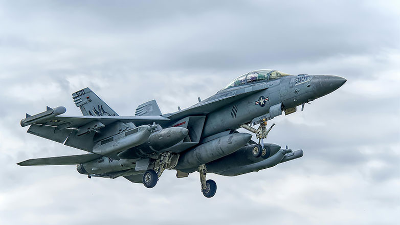 Ρωσία: Μαχητικό των ΗΠΑ πλησίασε επικίνδυνα αναγνωριστικό αεροσκάφος της στους αιθέρες της Συρίας