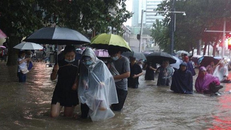 Τουλάχιστον 50 νεκροί από πλημμύρες στην Κίνα
