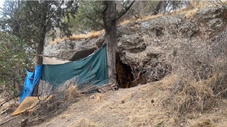 Σκηνές από τον Λόφο Φιλοπάππου απομάκρυνε ο Δήμος Αθηναίων