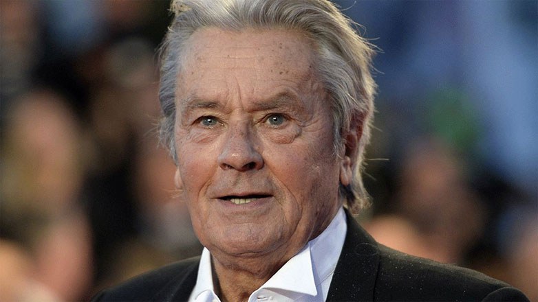 Γαλλία: Σε στενό οικογενειακό κύκλο η κηδεία του Αλέν Ντελόν