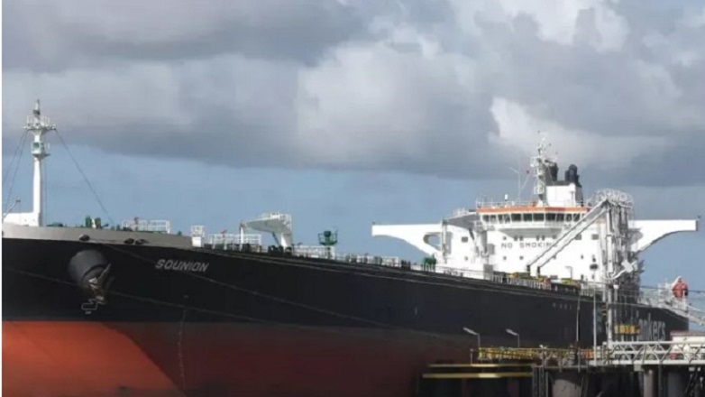 Οι Χούθι έπληξαν το ελληνόκτητο πλοίο «Σούνιον» ανοιχτά της Υεμένης