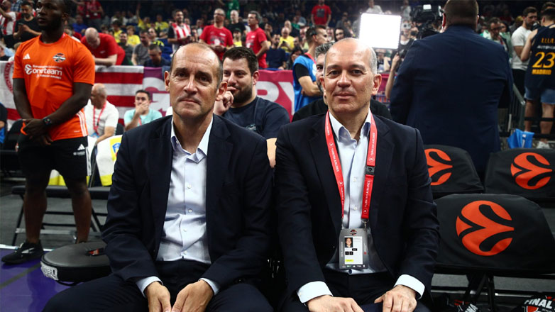 ΚΑΕ Ολυμπιακός: «Η προσπάθεια του Δ. Γιαννακόπουλου να αποποιηθεί των ευθυνών του και να μας φιμώσει έπεσε στο κενό»